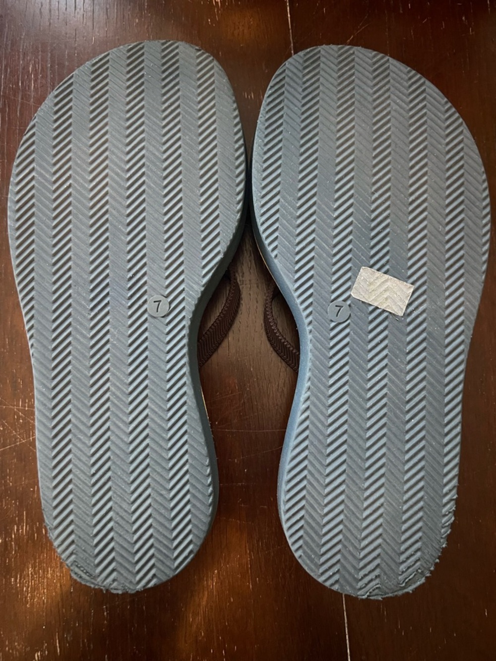 Tory Burch Yellow, White & Black Logo Flip Flops- like new - Picture 2 of 3